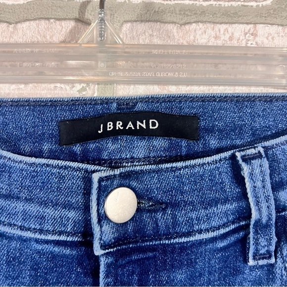 J Brand 835 Midrise Crop Skinny Shark Bite Hem Jeans in Galaxy Wash Size 28 - Picture 9 of 12